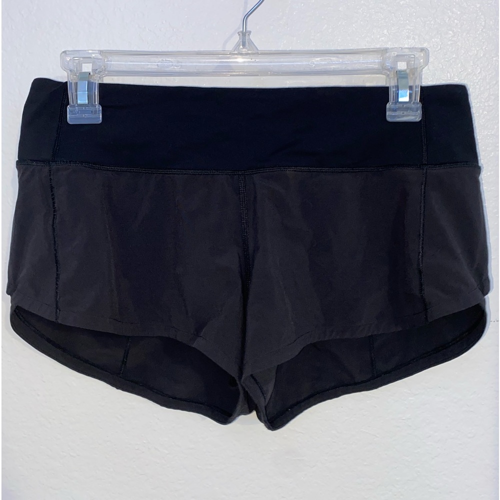 Lululemon speed up 2.5 inseam shorts